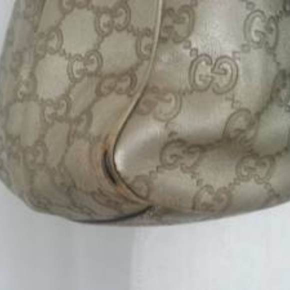 Gucci Sukey Medium Gold Leather - Picture 6 of 8